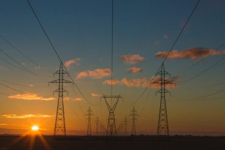 Poteaux électriques